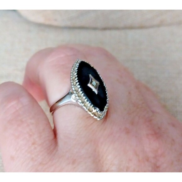 Vintage Onyx Diamond Filigree Ring 10k White Gold Size 7.75 - Picture 6 of 12